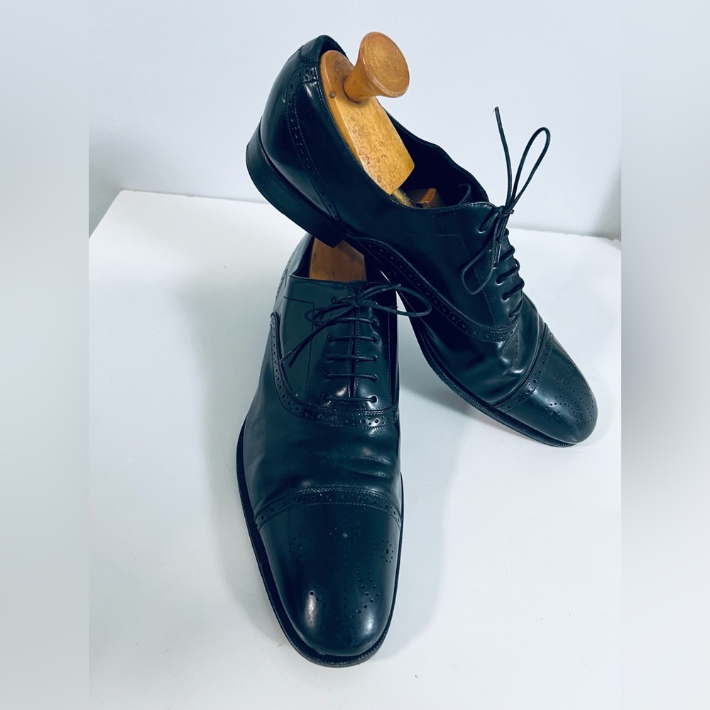 Black Men’s Cap-Toe Brogue Oxfords - Classic Dress Shoes